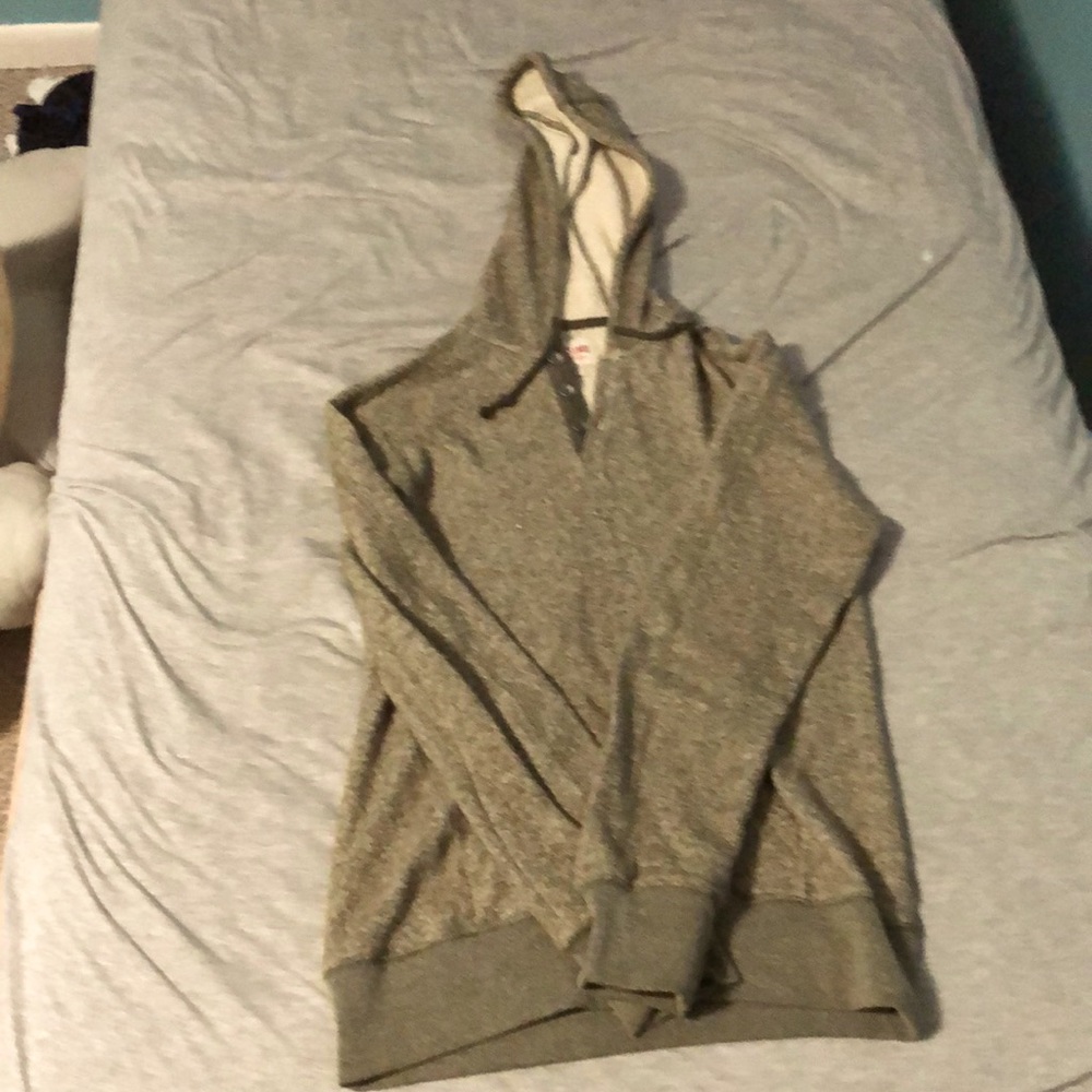 Only worn once didn’t fit me. Perfect condition!